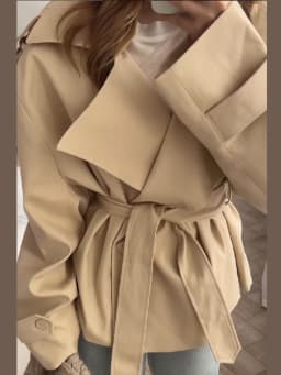 Women Oversized Short Trench Coat Belted Lapel Epaulet Cropped Mid Waist Casual Windbreaker Elegant Commute Autumn Outerwear