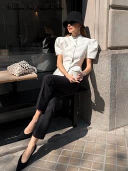Elegant Single-breasted Short Sleeve Top Women's Solid O-neck Tank Tops Coat 2026 Spring Summer New Ladies High Street Outwear