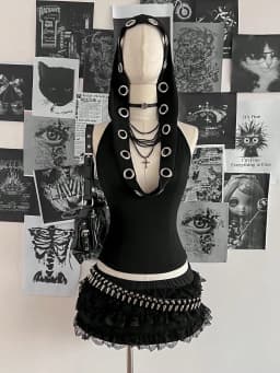 Women Sleeveless Hooded Eyelet Ring Cowl Neck Slim Crop Tank Top 2026 Gothic Y2K Streetwear Grunge Halter Camisole