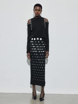 Heavy-duty heat-set rhinestone black half-length skirt with rivets, fashionable women’s clothing, polka dots, elegant, long styl