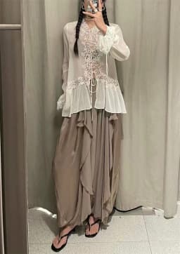 Guobioziy 2026 Women's Shirt Fall New Beige Long-Sleeve Sheer Lace Patchwork Lightweight Romantic Fashionable Unique Flowing
