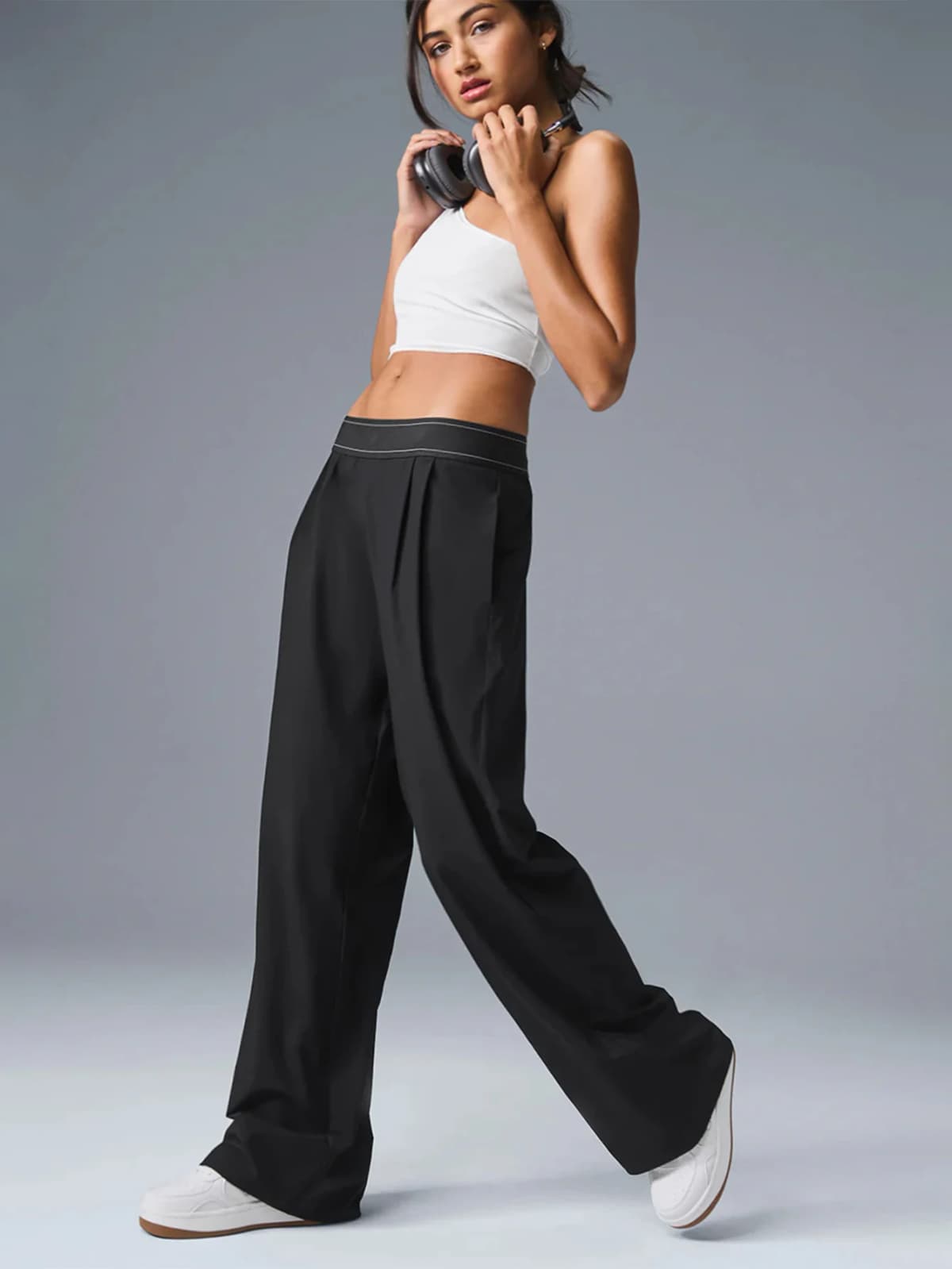 Women Lightweight Quick Dry Wide Leg Athletic Pants Elastic High Waist Pleated Straight Trousers With Pockets Loose Fit Workout