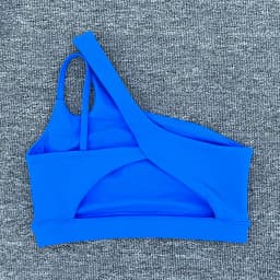 Women Shockproof Sport Bra Women's Beautiful Back Gym Sports Underwear Women Oblique Shoulder Straps Running Fitness Yoga Bra ﻿
