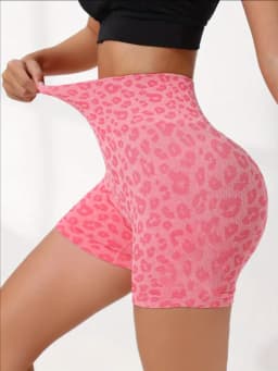 High Waist Peach Hip Quick-Drying Tight-Fitting Wearing European and American Leopard yoga Pants Summer New Shorts
