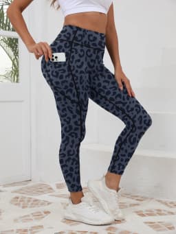 Printed women's high waistband pocket fitness pants paired with tight abdominal yoga pants, suitable for running, hiking, and sp