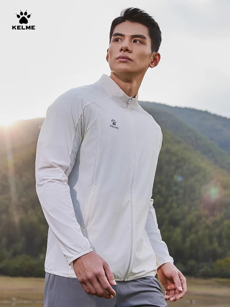 Kelme Men's Light Woven Jacket Upf50+ Sun Protection Stand Collar Jacket Day Training Outdoor Sports Running Windbreaker