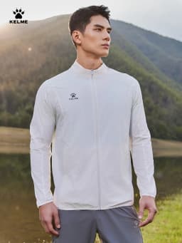 Kelme Men's Light Woven Jacket Upf50+ Sun Protection Stand Collar Jacket Day Training Outdoor Sports Running Windbreaker