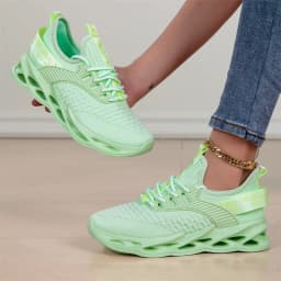 2025 Fashion Red Casual Sneakers Women Men Blade Shoes Big Size 45 Light Breathable Sports Shoes for Men Mesh Running Sneakers
