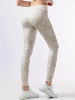 2026 Spring/Summer New High-Waisted Yoga Pants with Anti-Rolling Waistband, High-Elasticity Peach-Shape Butt Workout Leggings, B