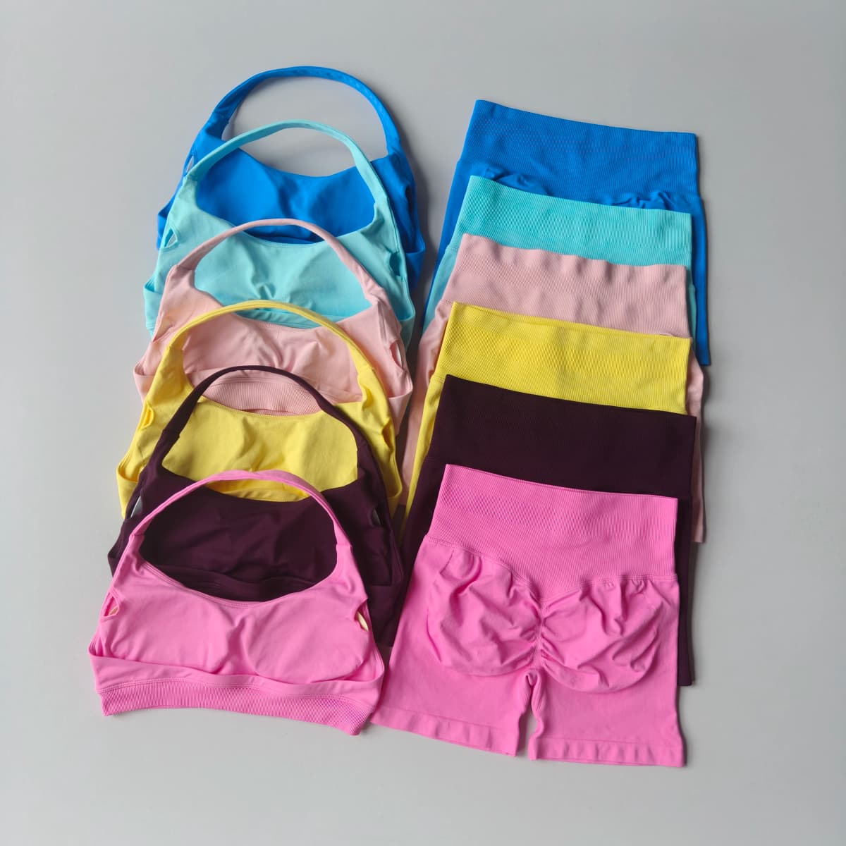 2PCs Peach High Waist Belly Hip Lifting Sports Bras Shorts Suit Gathering Shock-proof Neck Halter Yoga Suit Running Fitness Set