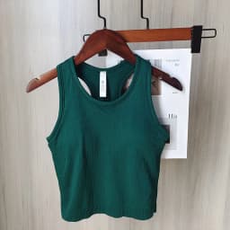 Women's Sleeveless Slim-Fit Sports Tank Top with Built-in Bra Pads - Breathable, Quick-Dry for Running & Yoga