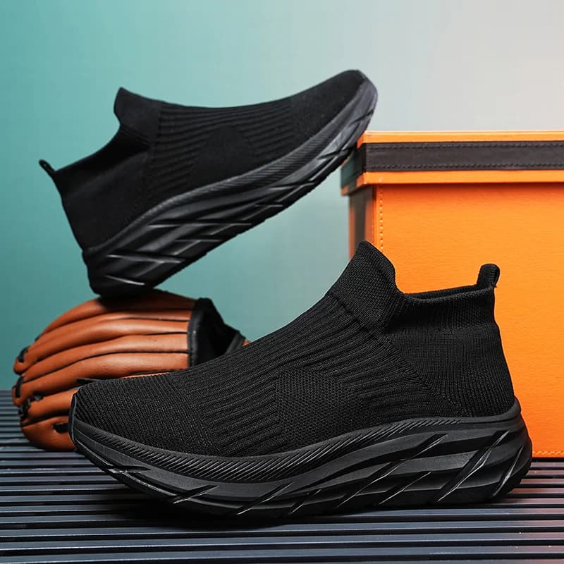 Men and Women Multifunctional Yoga Shoes Fashionable Couple Breathable Casual Sports Shoes Outdoor Walking Socks and Shoes 36-46