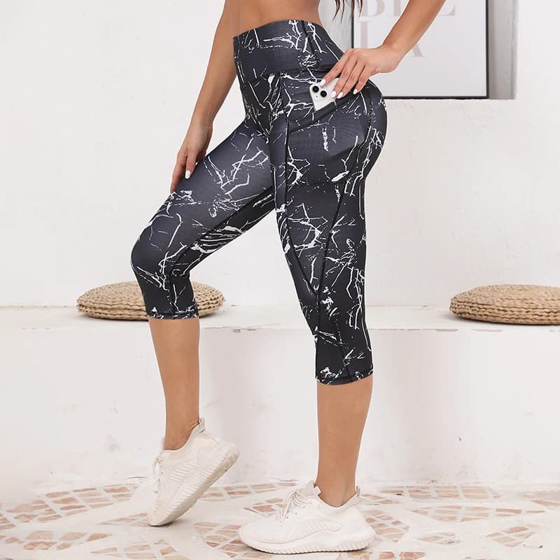 Capri Leggings with Pockets for Women High Waisted Workout Leggings Tummy Control Yoga Pants