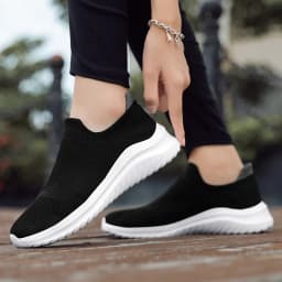 Men Shoes Sneakers Breathable Mesh Slip on Running Shoes Outdoor Non-Slip Couple Jogging Training Hiking Sports Shoes