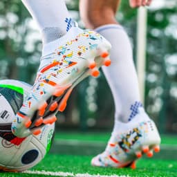 Turf Soccer Cleats Professional Men Football Boots Artificial Grass Youth Soccer Shoes Anti Skid Male Sneakers Society Chuteira