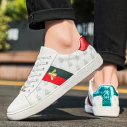 Brand Fashion Embroidered Bee Shoes Man Quality Genuine Leather Men's Skate Shoes Luxury Designer Sneakers zapatos de skateboard