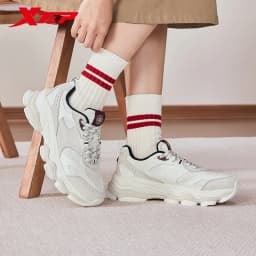 Xtep Chinoiserie Casual Shoes Female 2025 Spring Increase Thick Sole Sports Shoes Outdoor Vintage Fashion Sneakers 875118320006