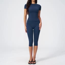 Sports Set Two Pieces Yoga Set Women's Sports Set Quick Drying Short Sleeve Fitness Set Gym Running Slim Capri Pants Sportswear
