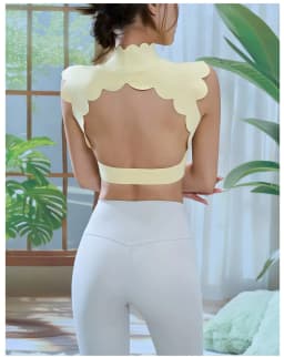 Women Scallop Edge Mock Neck Open Back Sports Bra Padded Naked Feel Breathable Crop Top Fitness Running Yoga Athletic Top