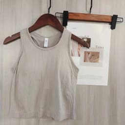 Breathable Sweat-Wicking Sports Sleeveless Tank Top, Ideal for Running, Fitness Training & Yoga