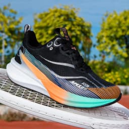 Professional Marathon Men Carbon Board Running Shoes Lightweight Breathable Comfortable Women Stable Support Sprint Sports Shoes