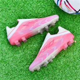 Men New Football Boots Grass Professional Original Resistant Casual Male Soccer Shoes Top Quality Ultralight Football Shoes