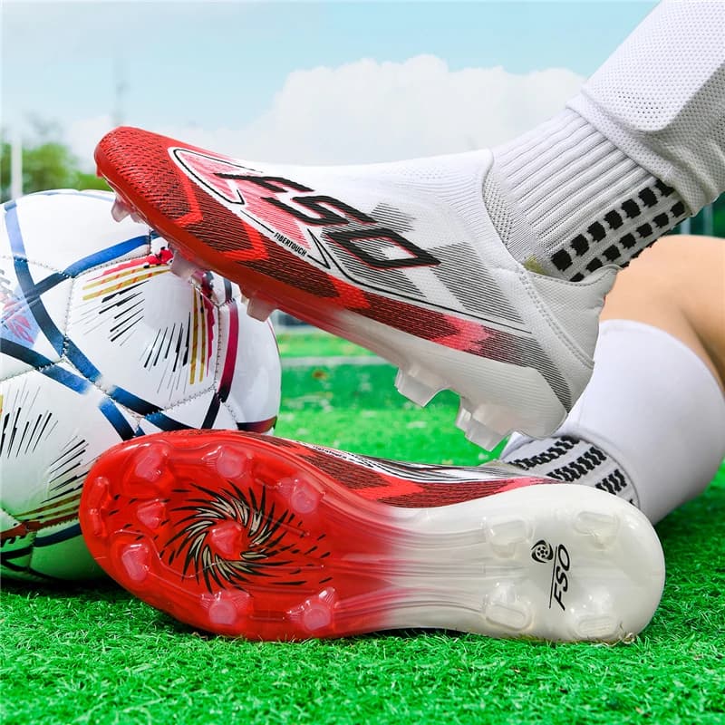 Men New Football Boots Grass Professional Original Resistant Casual Male Soccer Shoes Top Quality Ultralight Football Shoes