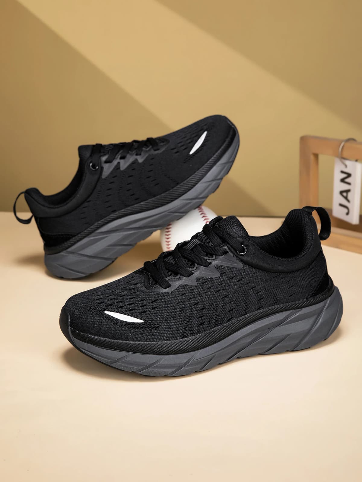 Mesh Breathable Sports Shoes for Men and Women, Thick Soled Shock-Absorbing lightweight Soft Soled Running Shoes