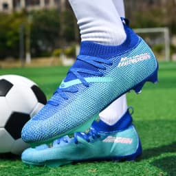 Turf Soccer Cleats Professional Men Football Boots Breathable Mesh Youth Soccer Shoes Anti Skid Male Sneakers Society Chuteira