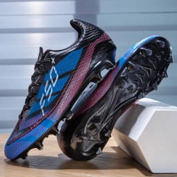 New Men Football Boots Grass Outdoor Sport Training Shoes Match Non-Slip Soccer Shoes Professional Ultralight Sneakers Unisex