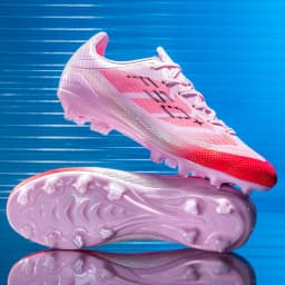 New Men Football Boots Grass Outdoor Sport Training Shoes Match Non-Slip Soccer Shoes Professional Ultralight Sneakers Unisex