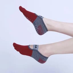 Ladies Breathable Yoga Socks Silicone Non-Slip Five Finger Pilates Socks for Women Backless Fitness Ballet Dance Cotton Gym Sock