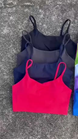 Solid Color Tight Fitness Women Sport Bra Spaghetti Strap Gym Yoga Bra Athletic Underwear Soft Top Workout Train With Chest Pad
