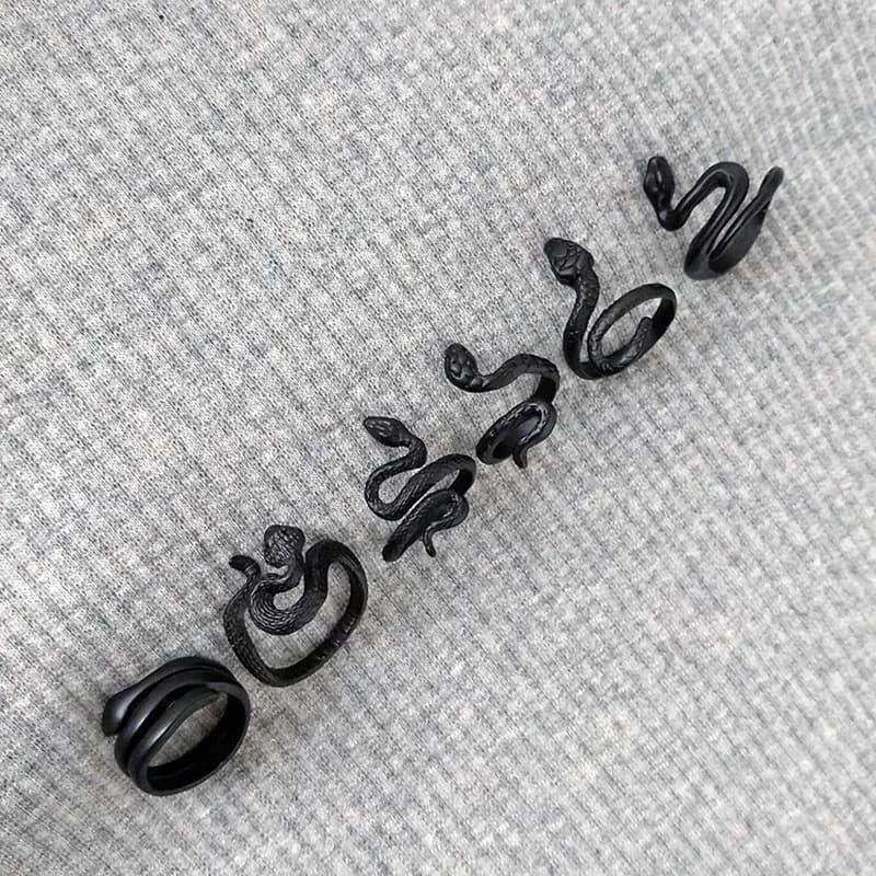 9styles European Retro Punk Exaggerated Spirit Black Snake Ring Fashion Personality Stereoscopic Opening Adjustable Ring Jewelry