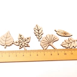 40PCS Natural Wood Leaves Hanging Chips Scrapbooking Wooden Slice Embellishment Ornaments Home Decoration Tools DIY Crafts 28mm