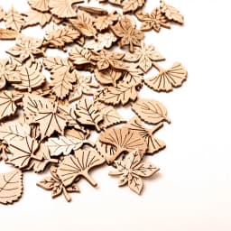 40PCS Natural Wood Leaves Hanging Chips Scrapbooking Wooden Slice Embellishment Ornaments Home Decoration Tools DIY Crafts 28mm