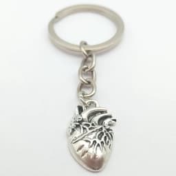 1 piece of heart charm keychain medical anatomical keychain heart keychain, used for doctors and nurses bag chain jewelry gift
