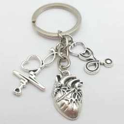 1 piece of heart charm keychain medical anatomical keychain heart keychain, used for doctors and nurses bag chain jewelry gift