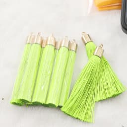 10/20pcs 28color 6cm Long Silk Tassel Brush Metal Caps Tassel Charms Pendant DIY Jewelry Making Jewelry Components Accessories
