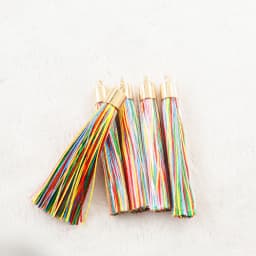 10/20pcs 28color 6cm Long Silk Tassel Brush Metal Caps Tassel Charms Pendant DIY Jewelry Making Jewelry Components Accessories