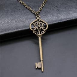 Creative Gift Party Jewelry Accessories Key Pendant Necklace For Women Long Chain Necklace