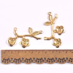 10-30pcs golden Filigree Wraps leaf Connectors Metal Crafts Headwear accessories for Jewelry Making 20-70mm YKL0912
