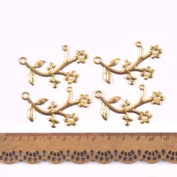 10-30pcs golden Filigree Wraps leaf Connectors Metal Crafts Headwear accessories for Jewelry Making 20-70mm YKL0912