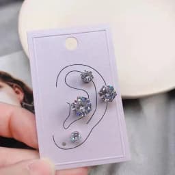 Unisex Magnetic Stud Earrings Round Crystal Rhinestone Clip Earrings Women Men Non Piercing Fake Earring Fashion Jewelry