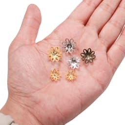 100pcs/lot Hollow Flower Spacer Beads End Caps Gold Bronze Plated Filigree Metal For Charms Necklace DIY Jewelry Making Finding
