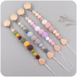 1-2pcs New Baby Pacifier Clips Teethers Bracelet Babies Chain Cute Big Crochet Color Wool Ball Newborn Dummy Nipples Holder Clip