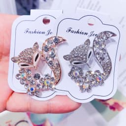 Ladies Fox Brooch Women's Simple Fashion Corsage Sweater Coat Accessories Brooch For Women Animal Party Wedding Brooches Pins