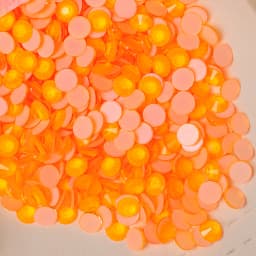 YANRUO 2058 Non Electric Neno Rhinestones Non Hot fix Fluorescent Shiny Crystal For Nails Art Decoarion Crystals