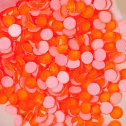 YANRUO 2058 Non Electric Neno Rhinestones Non Hot fix Fluorescent Shiny Crystal For Nails Art Decoarion Crystals