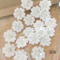 5Pcs White Embroidered Flowers Patches Fabric Applique Sewing Patch Repair For Wedding Bags Headwear Accessories DIY Crafts